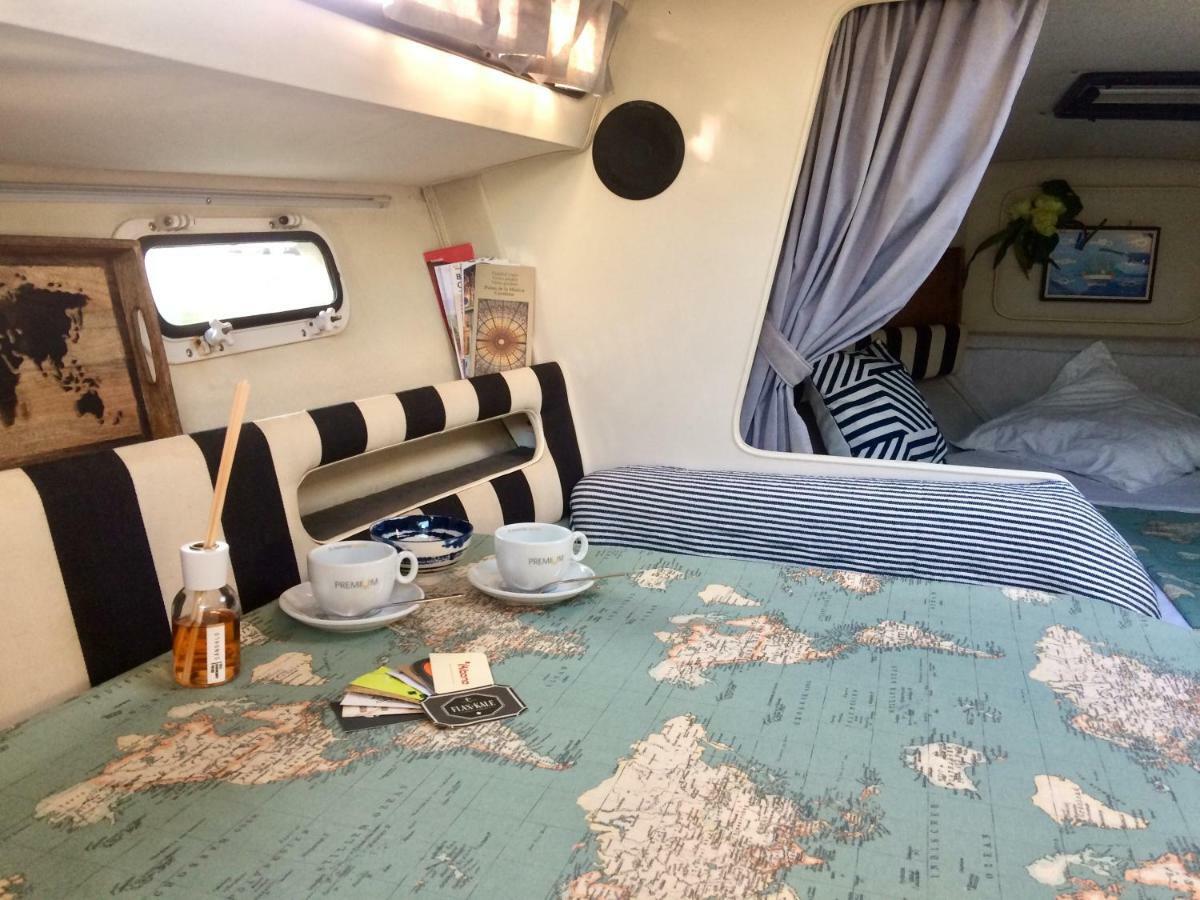 Yacht Experience Barcelona Hotel Sant Adria de Besos Bagian luar foto